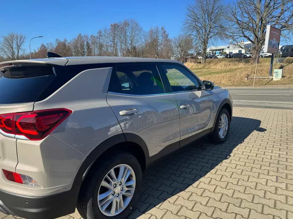 KGM Korando Nomad 6/AT 2WD SHZ, LHZ, DAB, RFK 03/2026-photo-12