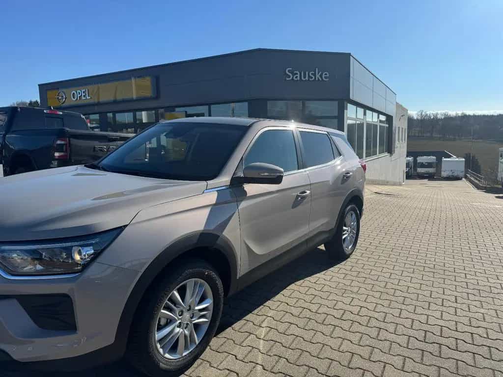 KGM Korando Nomad 6/AT 2WD SHZ, LHZ, DAB, RFK 03/2026-photo-4