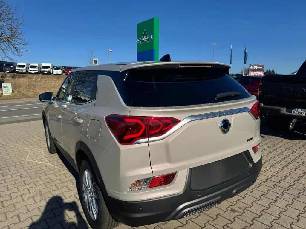 KGM Korando Nomad 6/AT 2WD SHZ, LHZ, DAB, RFK 03/2026-photo-7