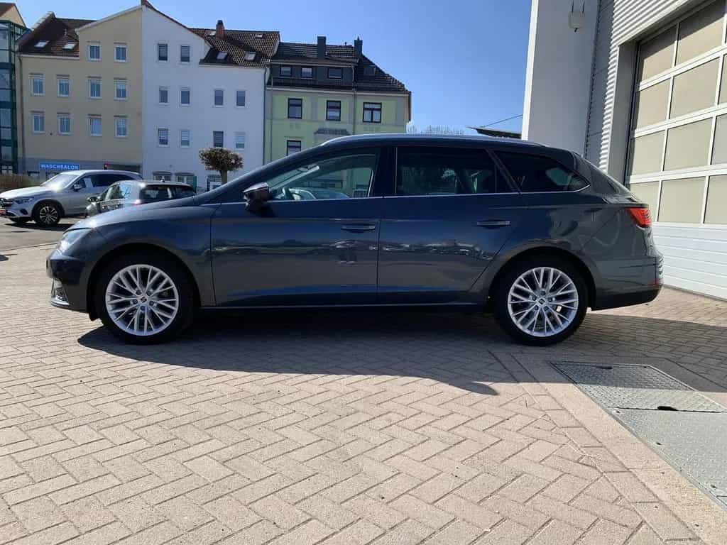 Seat Leon ST Xcellence AHK+LED+Navi+Virtual+17erLM 02/2020-photo-8