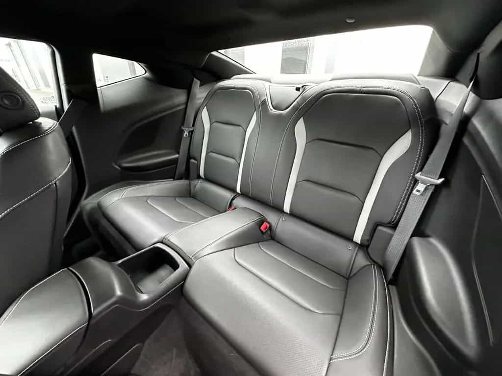 Chevrolet Camaro 1LE 2SS NEUWERTIG KM/H TACHO 1. HAND 11/2019-photo-19