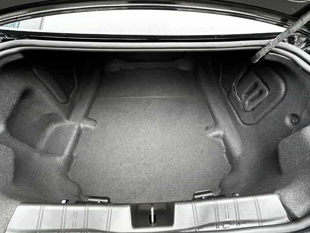 Chevrolet Camaro 1LE 2SS NEUWERTIG KM/H TACHO 1. HAND 11/2019-photo-7