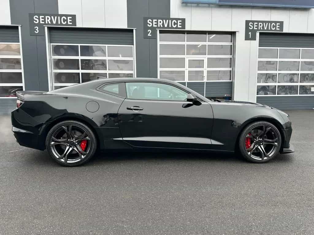 Chevrolet Camaro 1LE 2SS NEUWERTIG KM/H TACHO 1. HAND 11/2019-photo-9