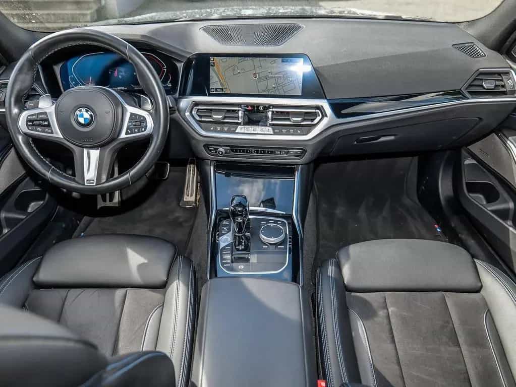 BMW 330 i M Sport PANO ACC AHK RFK NAVI LED Laser 09/2022-photo-2