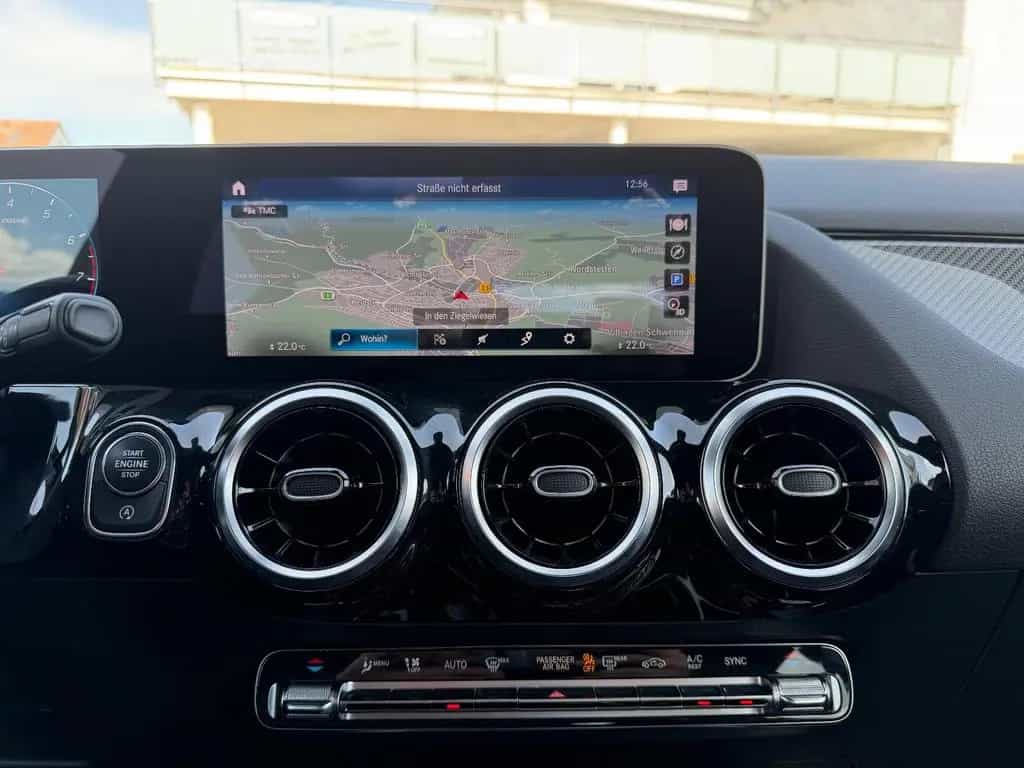 Mercedes-Benz GLA 200 AMG*MBUX*Night*AHK*Rcam 08/2020-photo-21