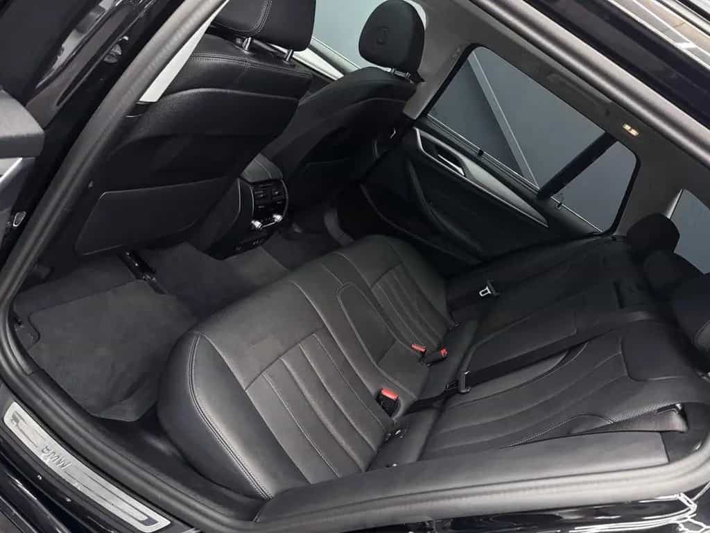 BMW 5 Series 520 5 Touring 520 d xDrive 12/2022-photo-14