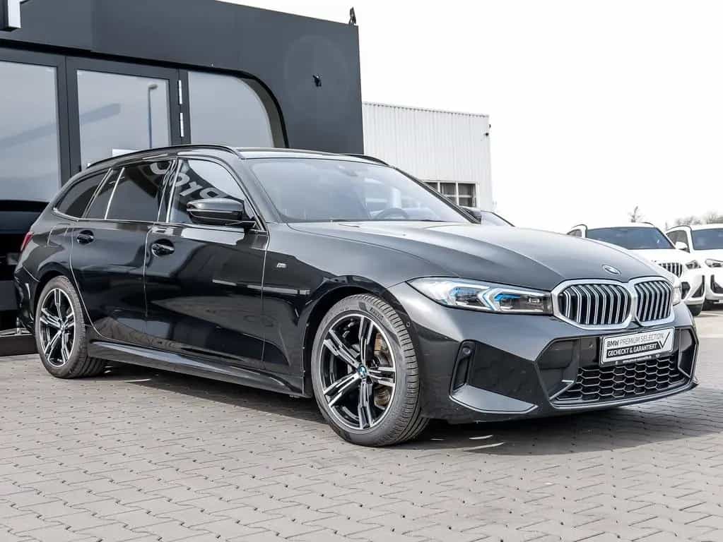 BMW 3 Series 320d 01/2023-photo-5