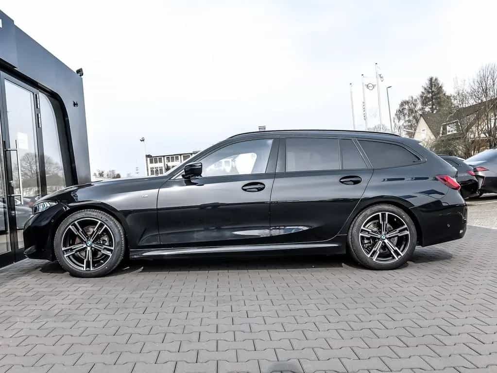 BMW 3 Series 320d 01/2023-photo-8