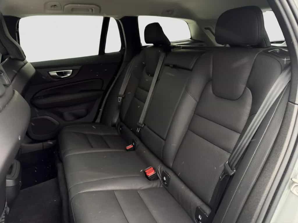 Volvo V60 B4 CC Plus AWD/Leder/Navi/LED/Kam/19Zoll/GJR 01/2024-photo-13