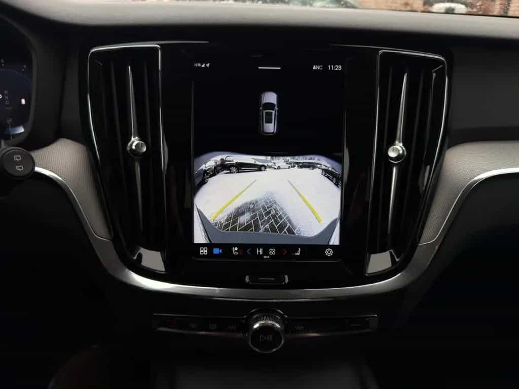 Volvo V60 B4 CC Plus AWD/Leder/Navi/LED/Kam/19Zoll/GJR 01/2024-photo-24