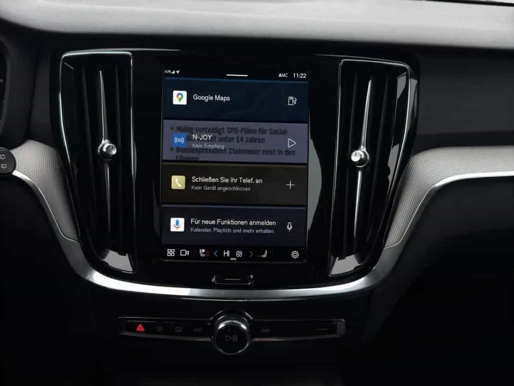 Volvo V60 B4 CC Plus AWD/Leder/Navi/LED/Kam/19Zoll/GJR 01/2024-photo-8