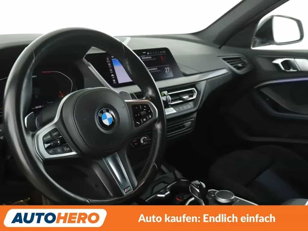BMW M135 1er M135i xDrive Aut.*NAVI*HEAD-UP*LED*TEMPO*PDC 01/2021-photo-10