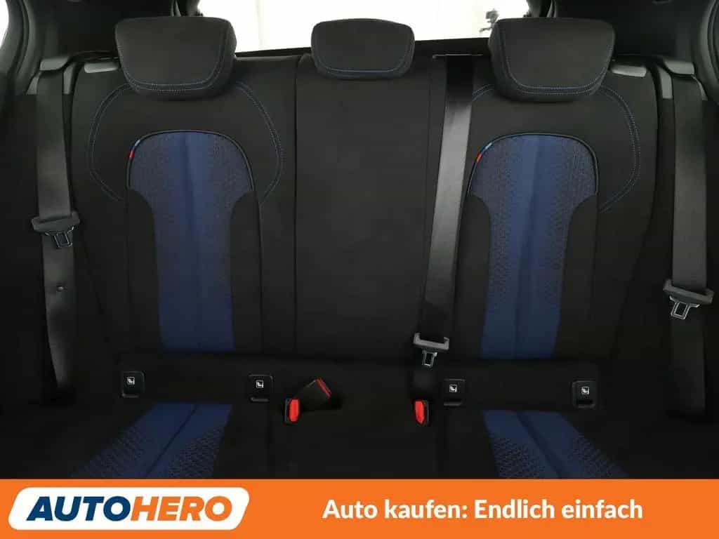 BMW M135 1er M135i xDrive Aut.*NAVI*HEAD-UP*LED*TEMPO*PDC 01/2021-photo-15