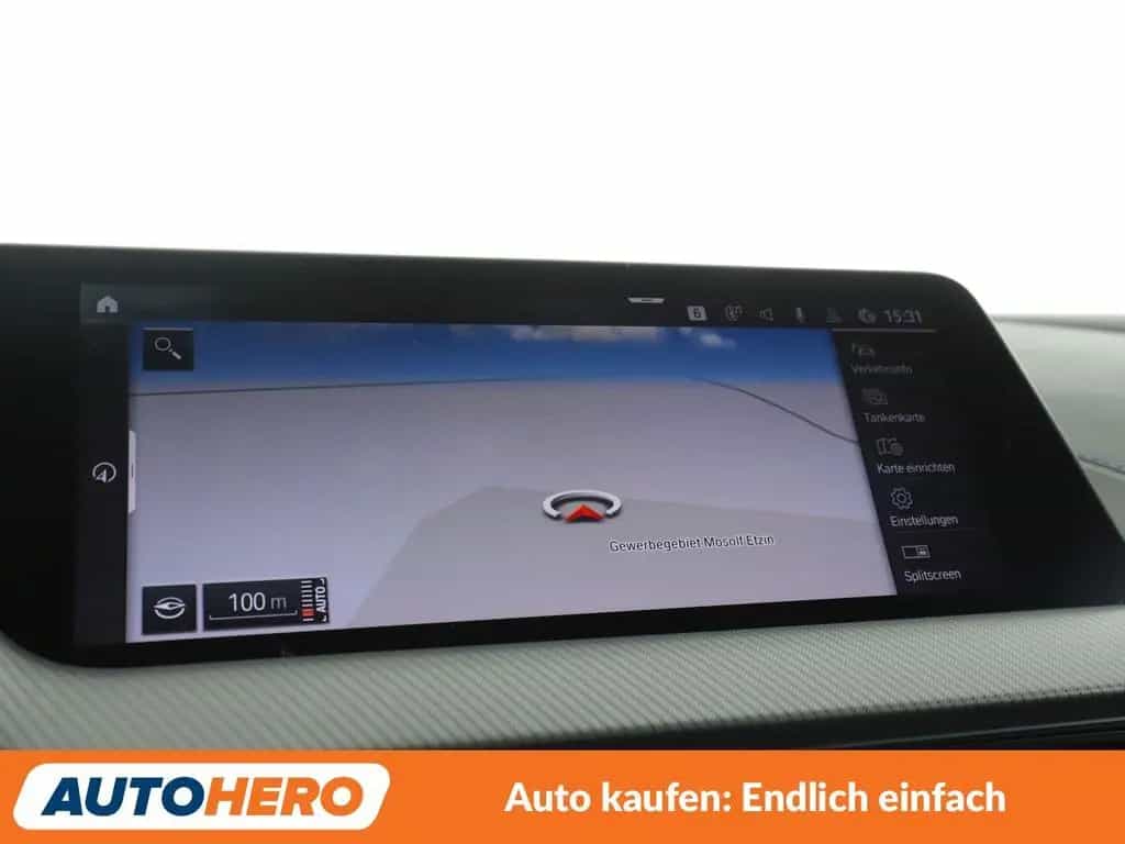 BMW M135 1er M135i xDrive Aut.*NAVI*HEAD-UP*LED*TEMPO*PDC 01/2021-photo-21