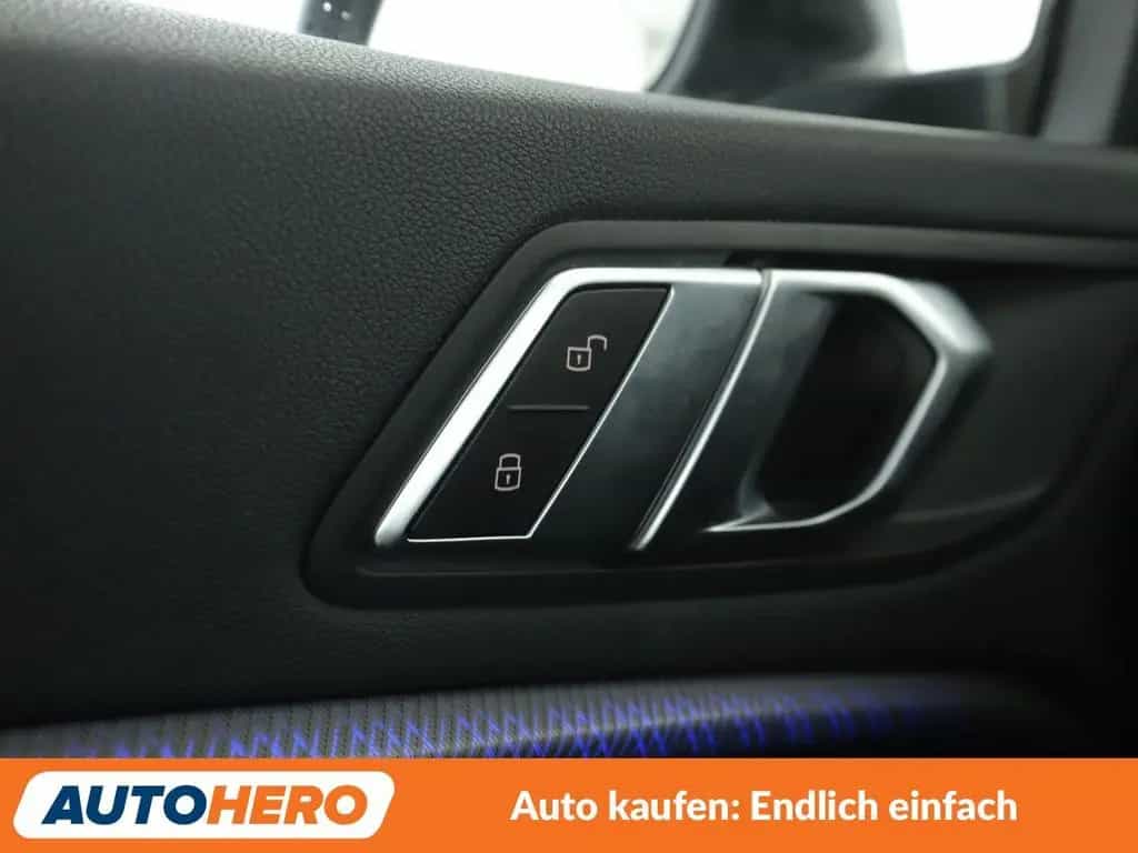 BMW M135 1er M135i xDrive Aut.*NAVI*HEAD-UP*LED*TEMPO*PDC 01/2021-photo-34