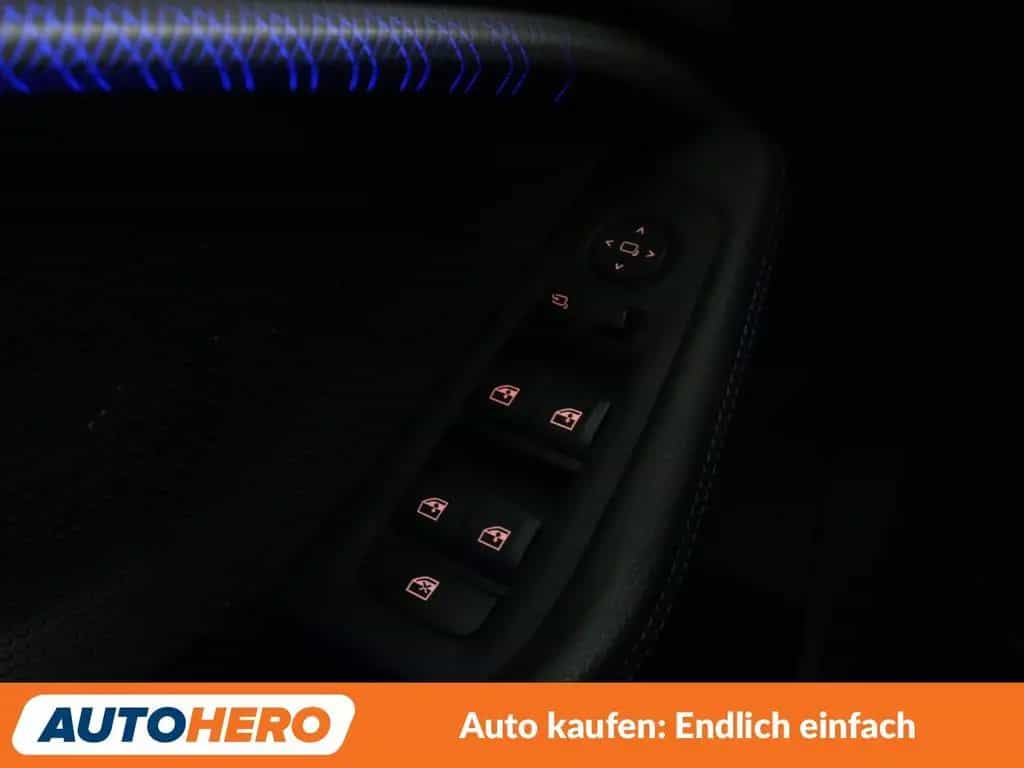 BMW M135 1er M135i xDrive Aut.*NAVI*HEAD-UP*LED*TEMPO*PDC 01/2021-photo-37