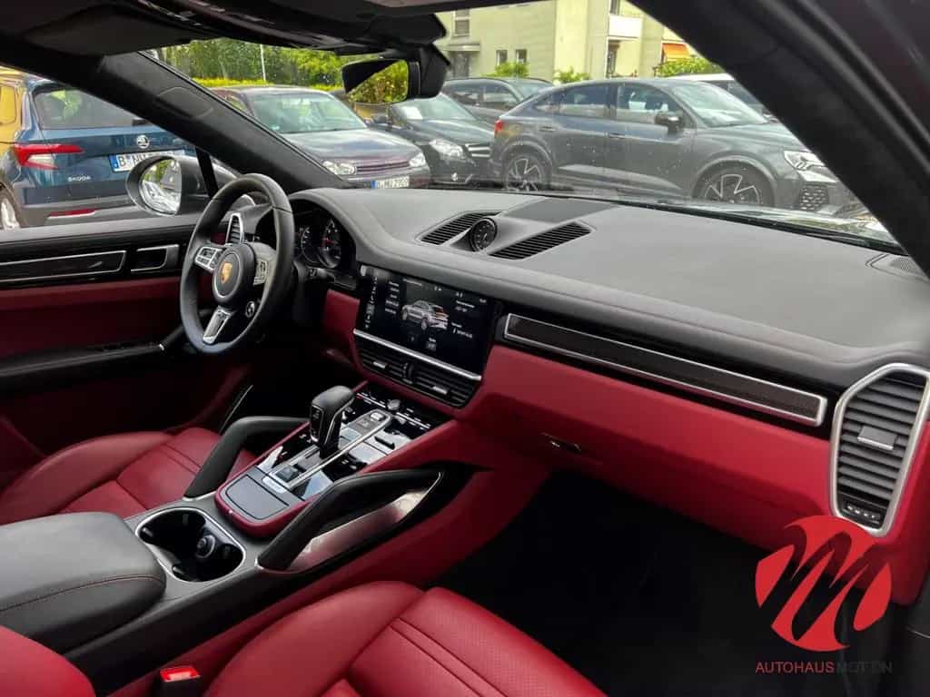 Porsche Cayenne Coupe Turbo CHRONO MATRIX PANO 360° BUR- 11/2019-photo-17