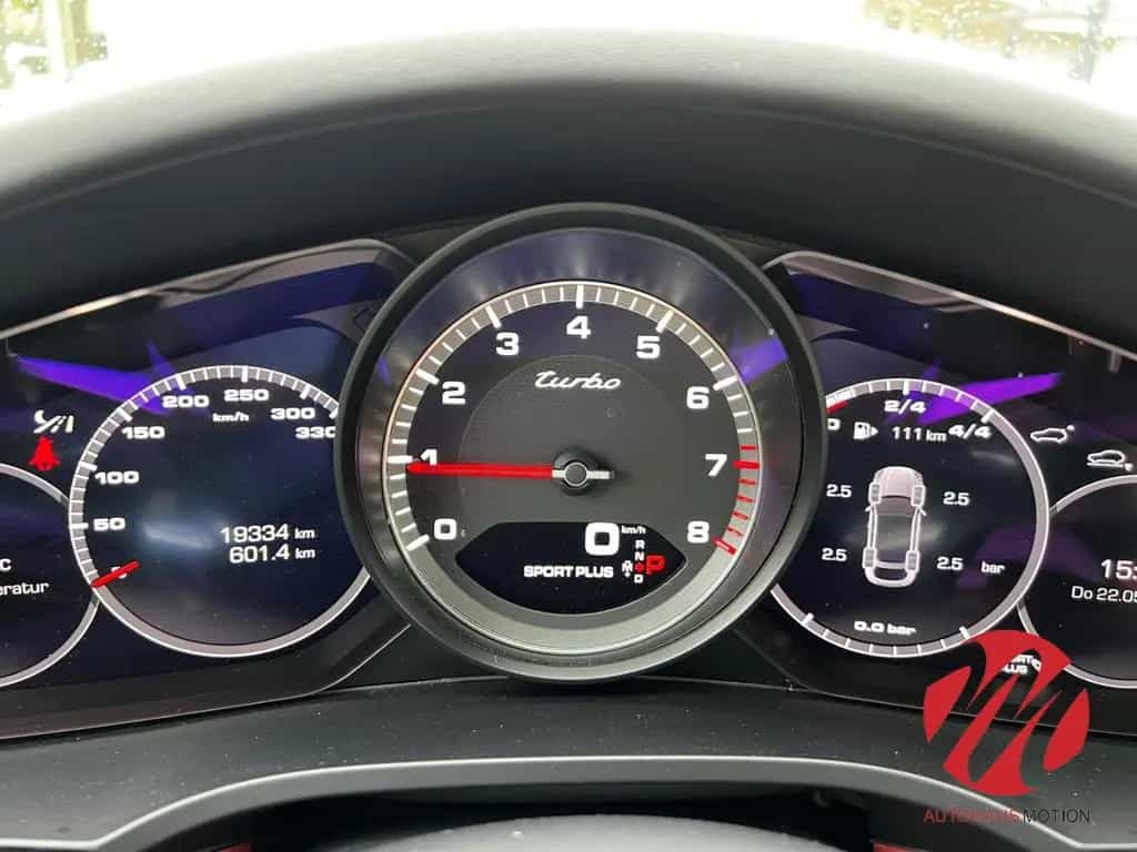 Porsche Cayenne Coupe Turbo CHRONO MATRIX PANO 360° BUR- 11/2019-photo-20