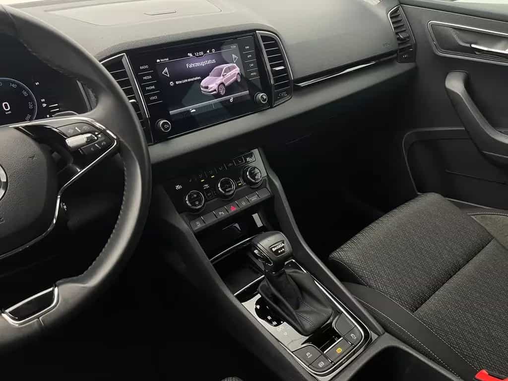 Skoda Karoq Style 4x4 *KESSY*KAM*LED*ACC*CARPLAY*SHZ* 02/2023-photo-23