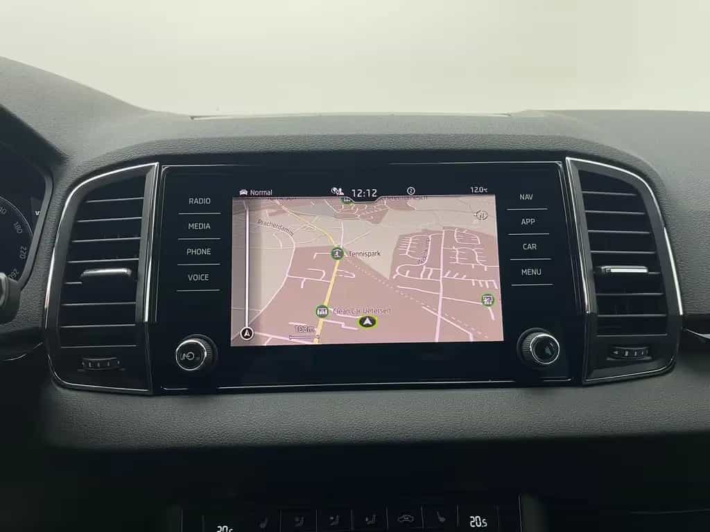 Skoda Karoq Style 4x4 *KESSY*KAM*LED*ACC*CARPLAY*SHZ* 02/2023-photo-28