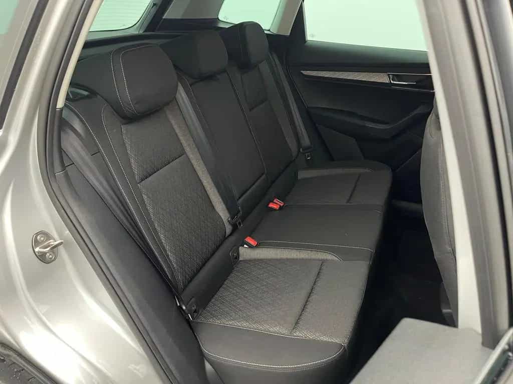Skoda Karoq Style 4x4 *KESSY*KAM*LED*ACC*CARPLAY*SHZ* 02/2023-photo-35