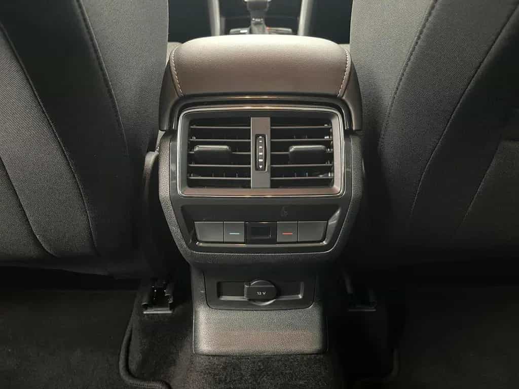Skoda Karoq Style 4x4 *KESSY*KAM*LED*ACC*CARPLAY*SHZ* 02/2023-photo-36