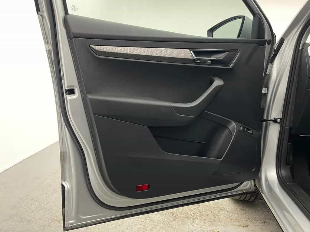 Skoda Karoq Style 4x4 *KESSY*KAM*LED*ACC*CARPLAY*SHZ* 02/2023-photo-38