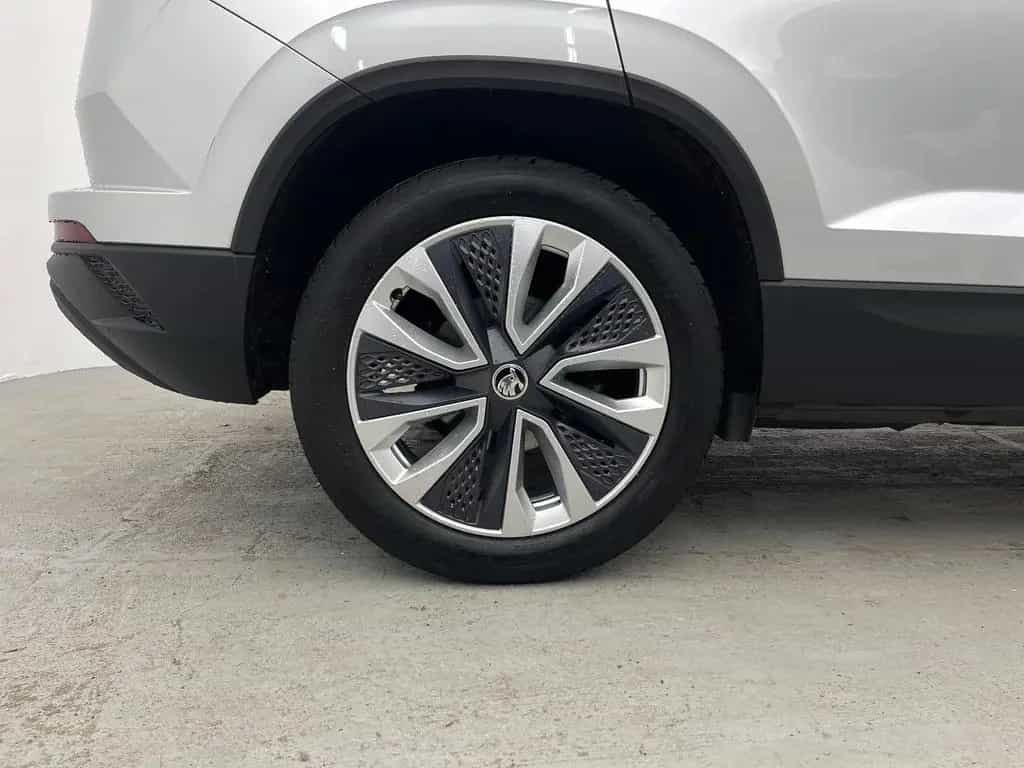 Skoda Karoq Style 4x4 *KESSY*KAM*LED*ACC*CARPLAY*SHZ* 02/2023-photo-45