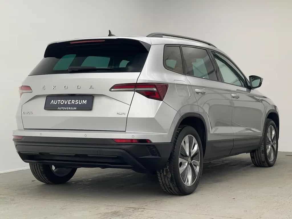 Skoda Karoq Style 4x4 *KESSY*KAM*LED*ACC*CARPLAY*SHZ* 02/2023-photo-6
