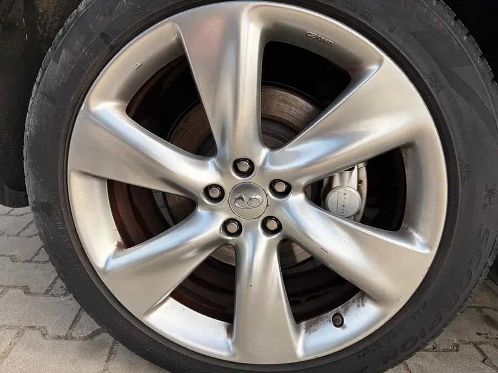 Infiniti QX70 3.0 d 05/2014-photo-10