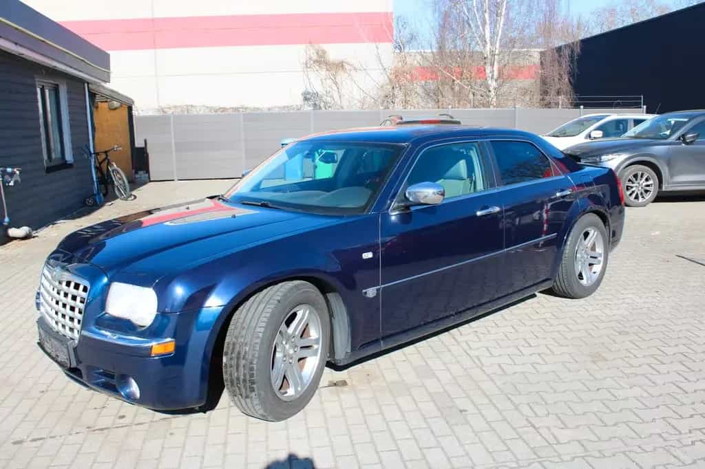 Chrysler 300C 3.0 CRdi 11/2005-photo-2
