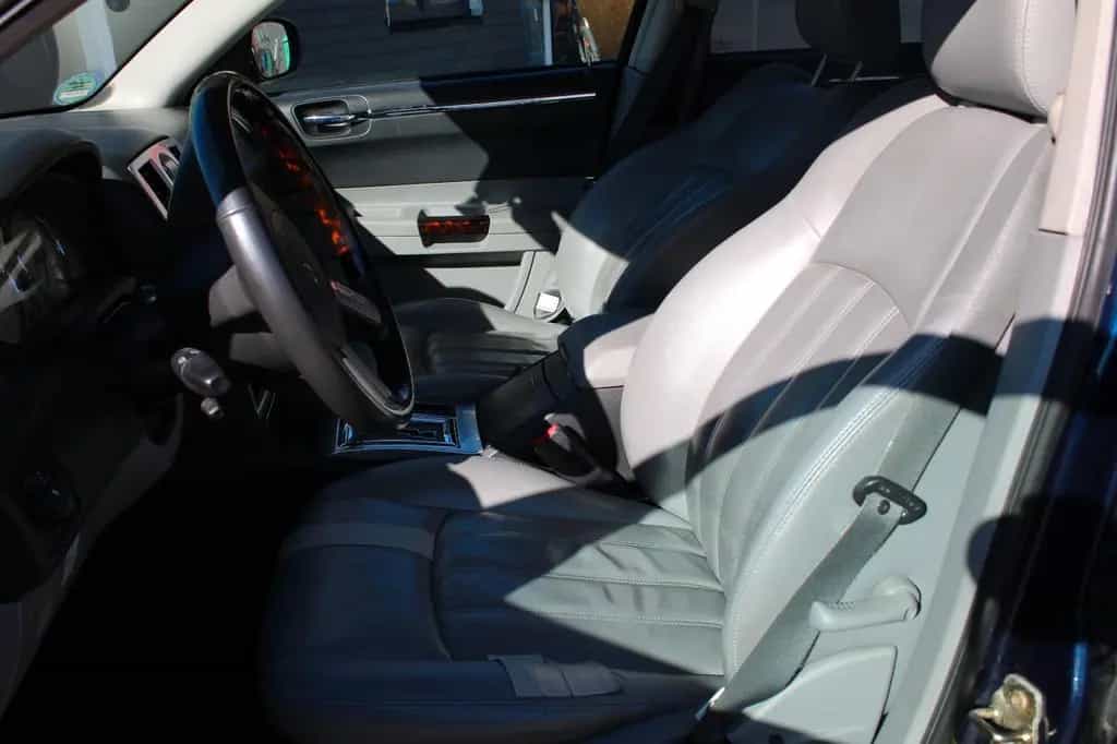 Chrysler 300C 3.0 CRdi 11/2005-photo-3