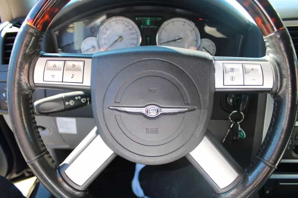 Chrysler 300C 3.0 CRdi 11/2005-photo-7