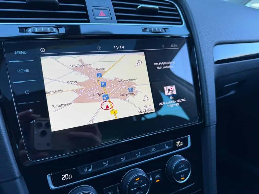 Volkswagen Golf Sound 1.0 TSI - Panoramadch ACC Sitzhzg LED 02/2018-photo-20