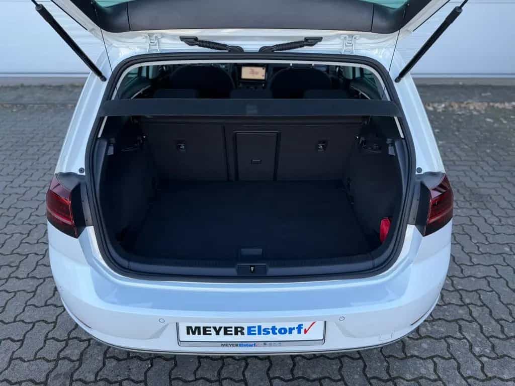 Volkswagen Golf Sound 1.0 TSI - Panoramadch ACC Sitzhzg LED 02/2018-photo-5