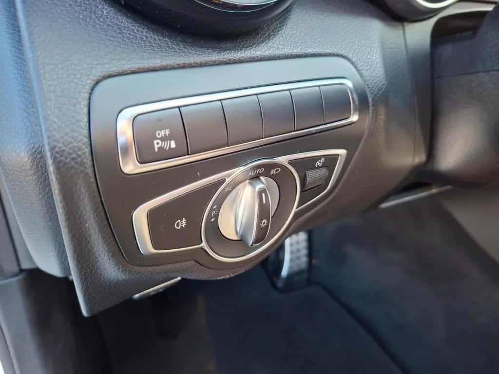 Mercedes-Benz C-Class 63 AMG Cabrio 02/2018-photo-15