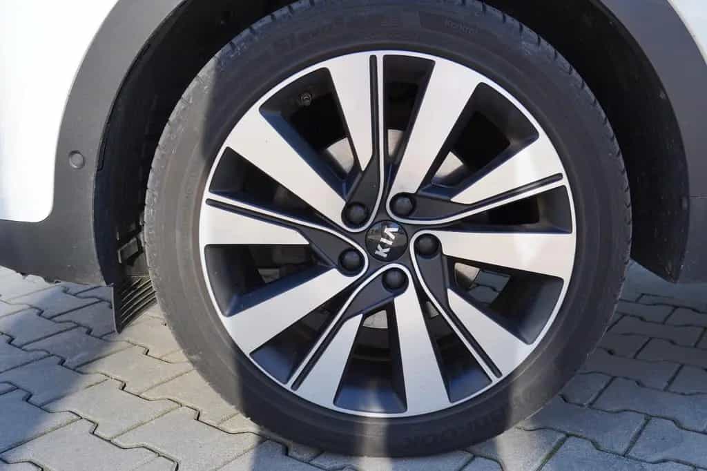 Kia Sportage Platinum Edition 4WD + 2 J. GARANTIE !! 12/2017-photo-29