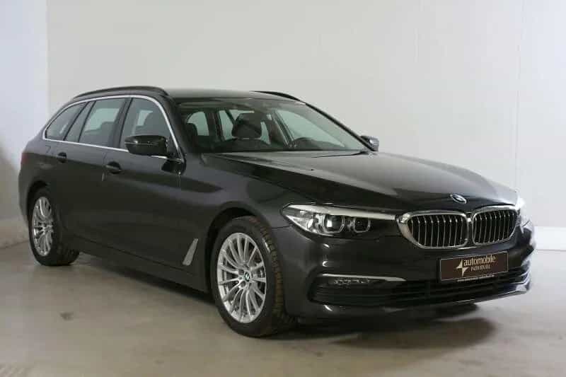 BMW 520 d Aut. LED HuD Parkassistent LiveCockProfessi 03/2020-photo-1