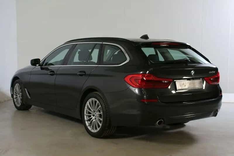 BMW 520 d Aut. LED HuD Parkassistent LiveCockProfessi 03/2020-photo-2