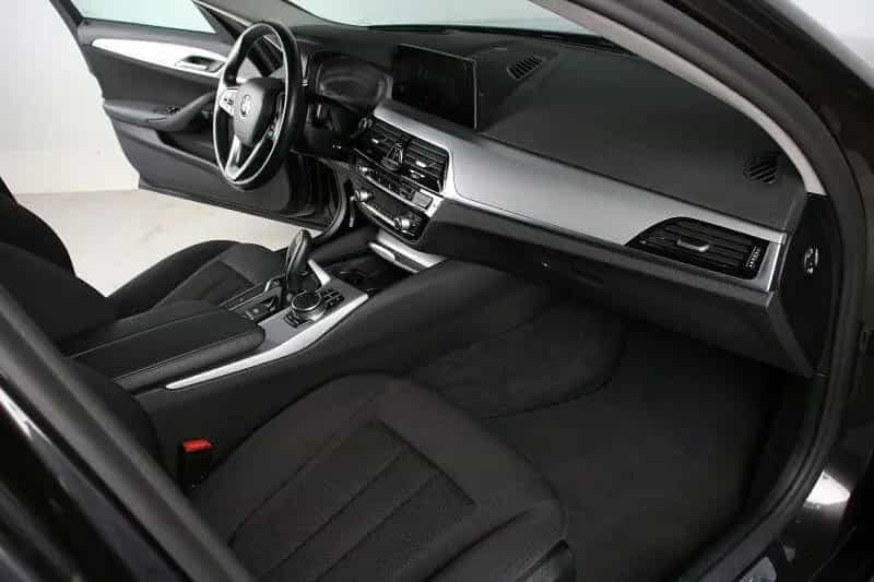 BMW 520 d Aut. LED HuD Parkassistent LiveCockProfessi 03/2020-photo-4