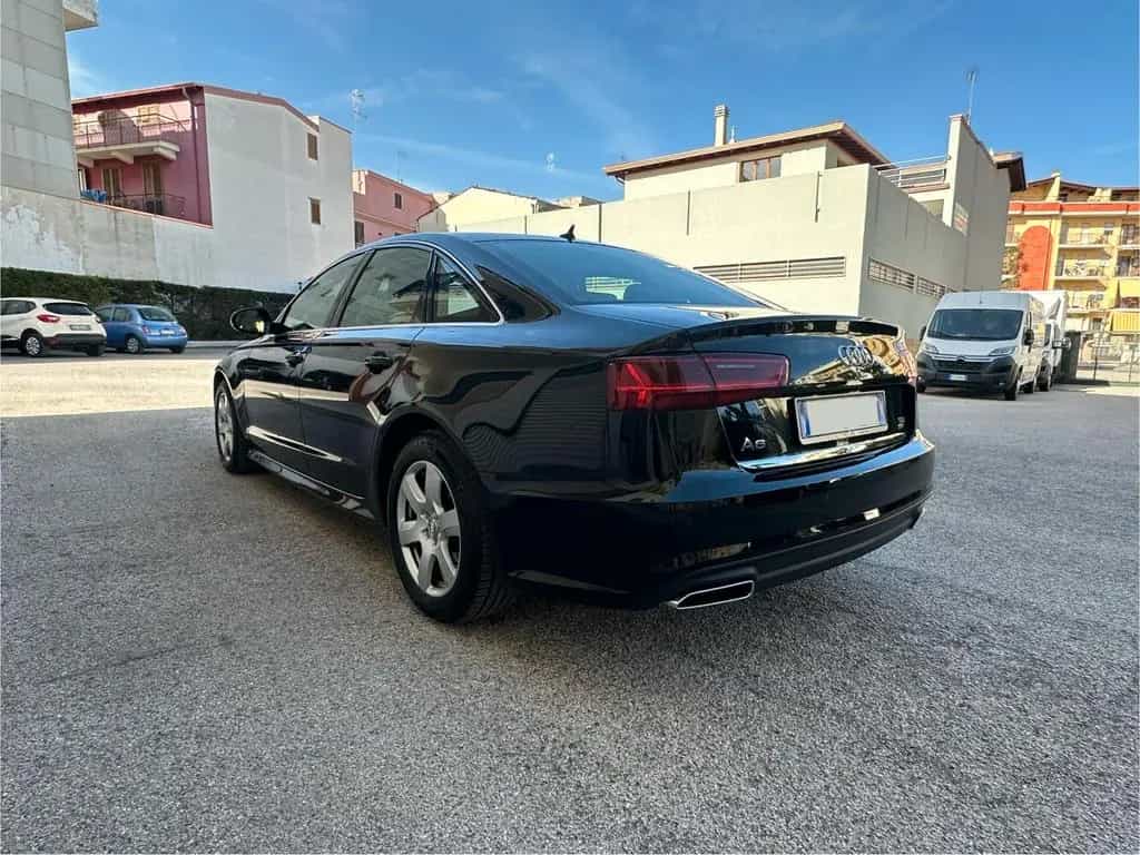 Audi A6 Avant 2.0 TDI 190 CV ultra S tronic Busi 03/2018-photo-6