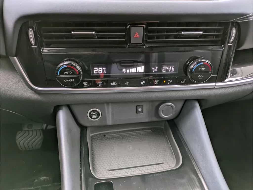 Nissan Qashqai N-Connecta MHEV Navi Digitales Cockpit 3 09/2021-photo-12