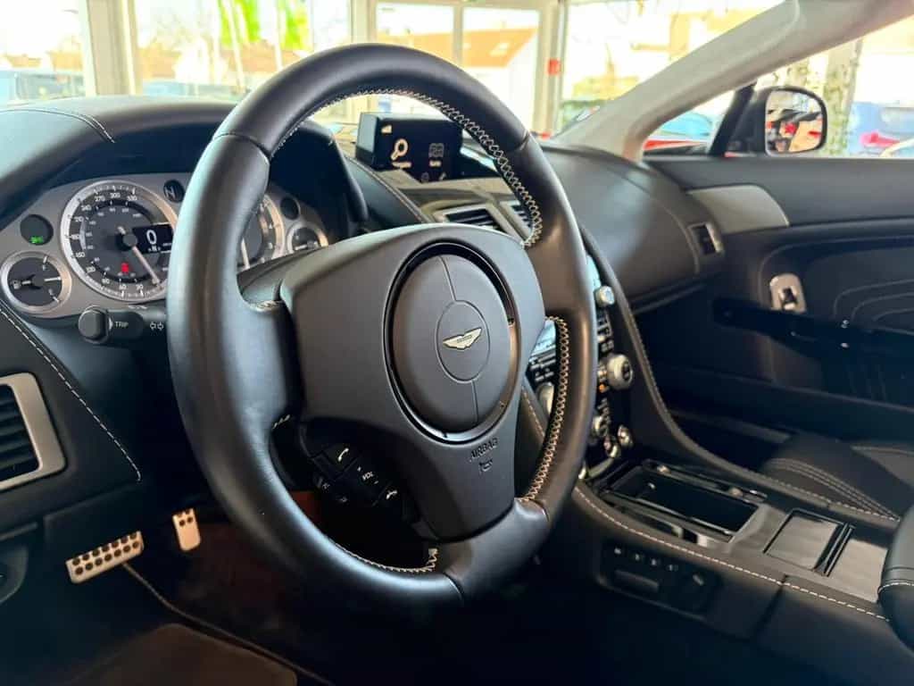 Aston Martin V8 Vantage Roadster 4.7l S Sportshift 02/2014-photo-7