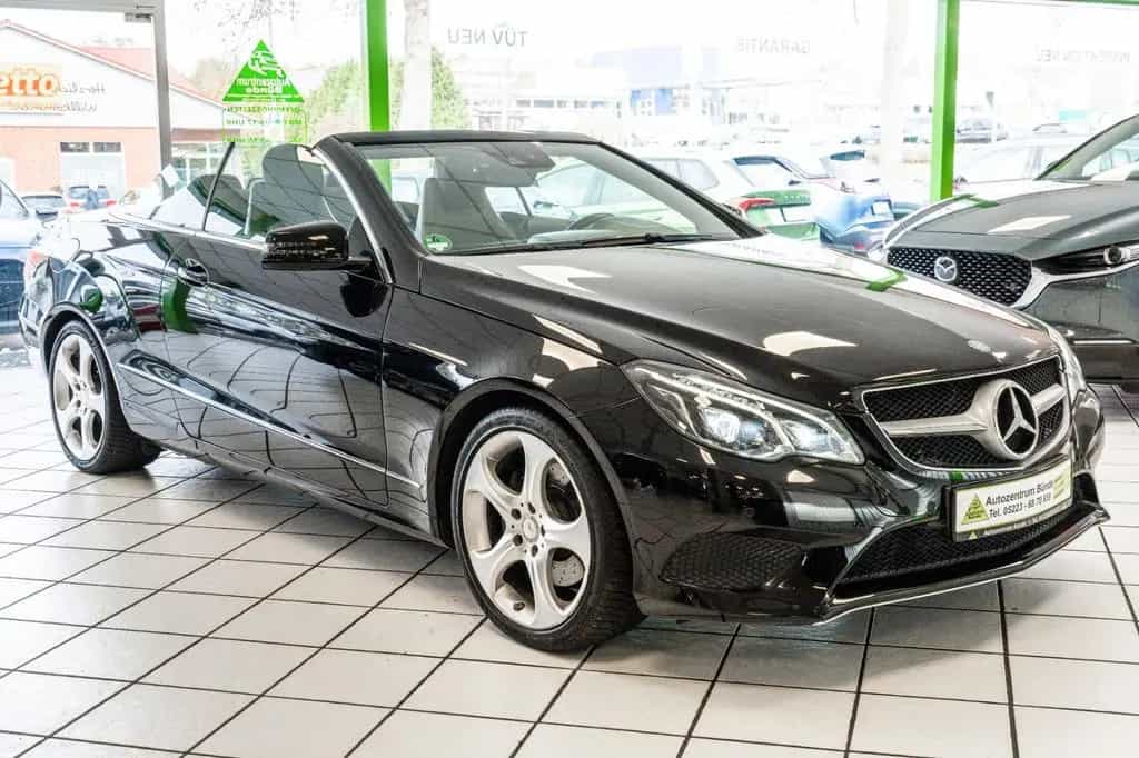 Mercedes-Benz E-Class 200 Cabrio Automatik 184 PS LED Navi 04/2016-photo-0