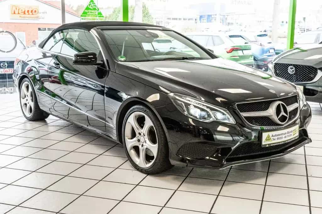 Mercedes-Benz E-Class 200 Cabrio Automatik 184 PS LED Navi 04/2016-photo-1