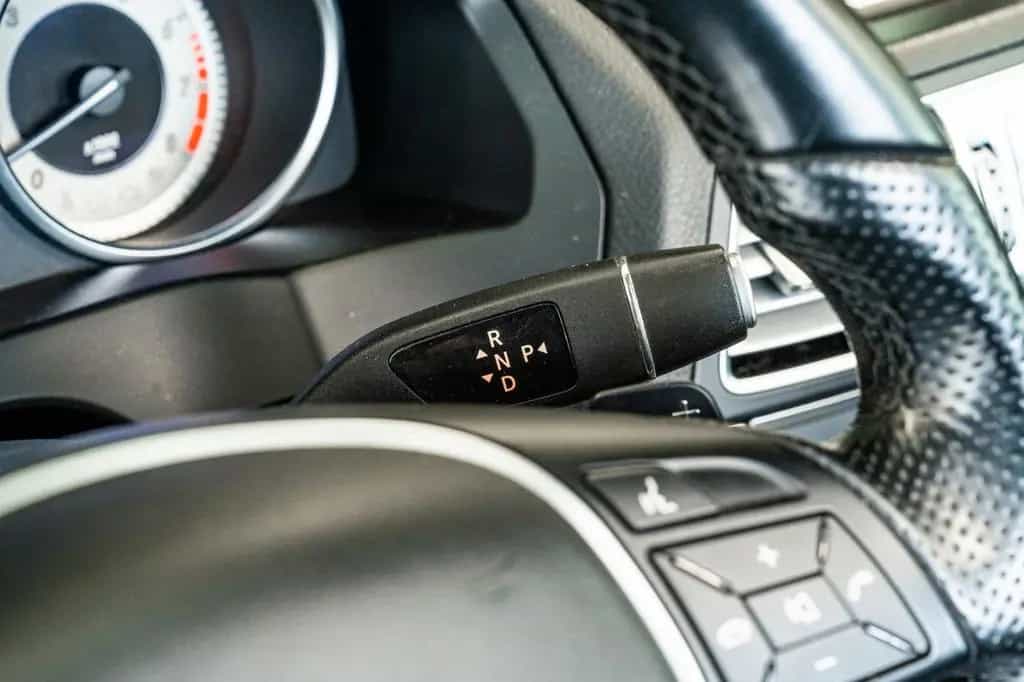 Mercedes-Benz E-Class 200 Cabrio Automatik 184 PS LED Navi 04/2016-photo-17