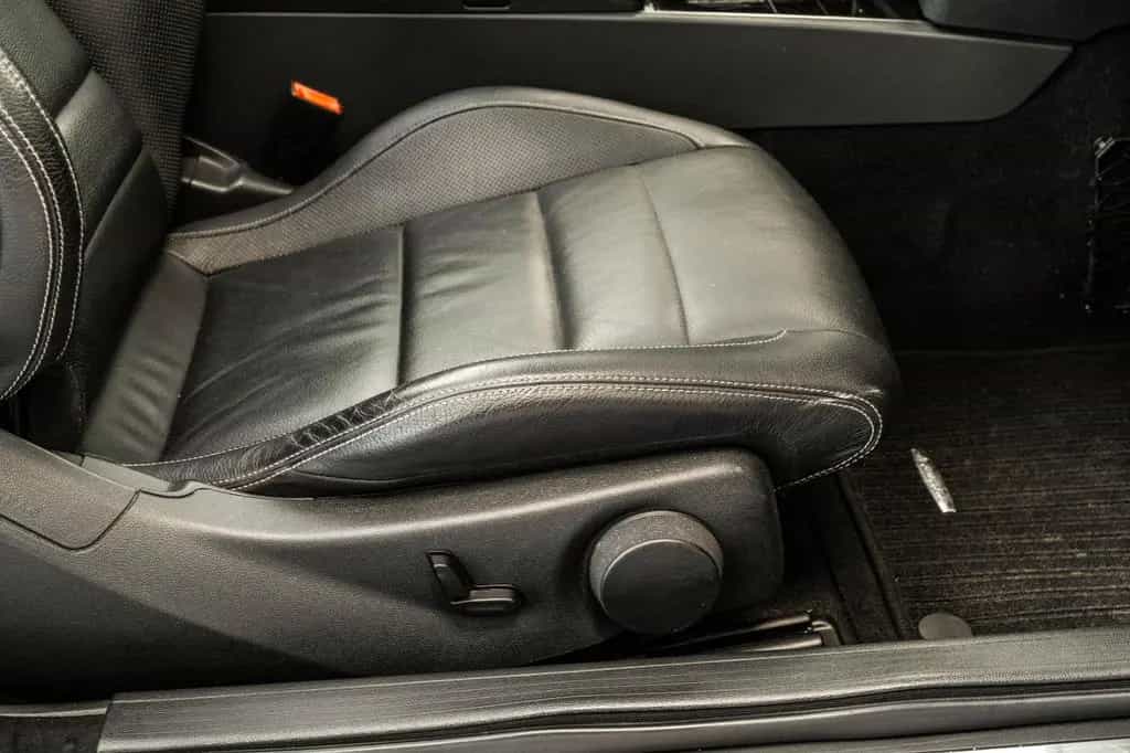 Mercedes-Benz E-Class 200 Cabrio Automatik 184 PS LED Navi 04/2016-photo-28