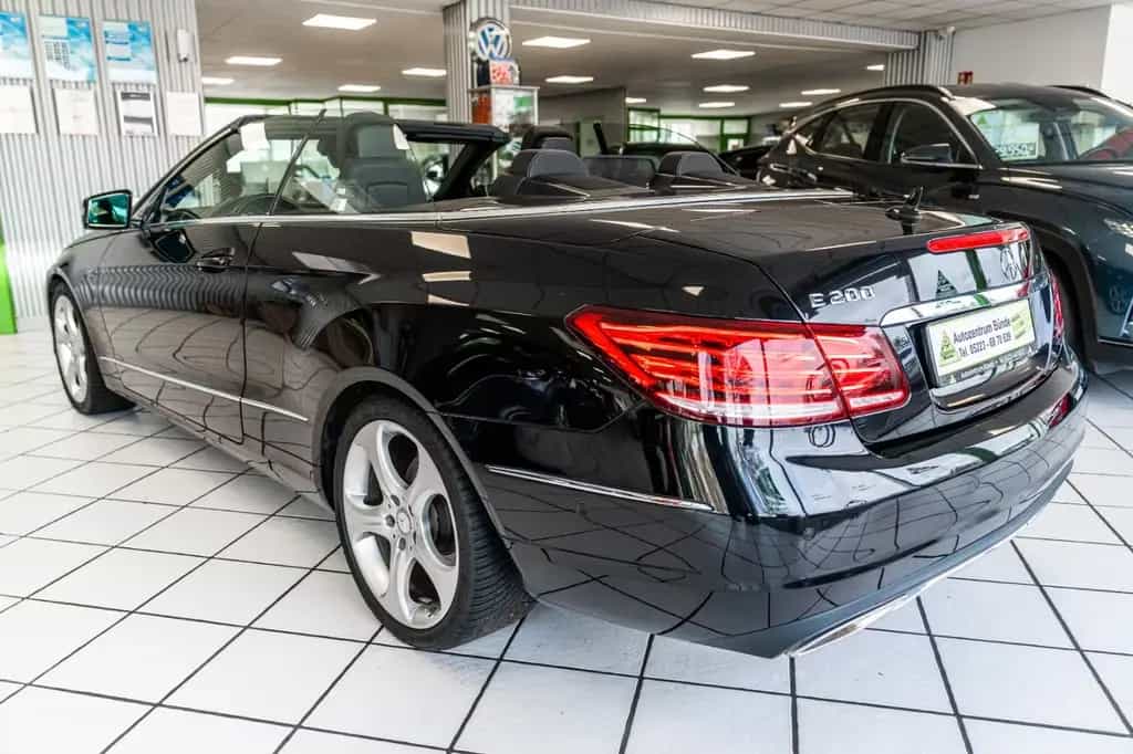 Mercedes-Benz E-Class 200 Cabrio Automatik 184 PS LED Navi 04/2016-photo-7