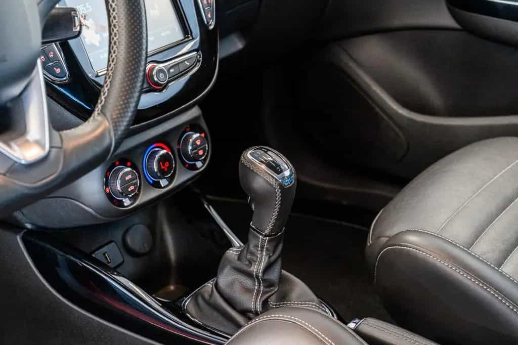Opel Corsa E 1.6 Benzin Turbo OPC Performance 207 PS 06/2016-photo-18