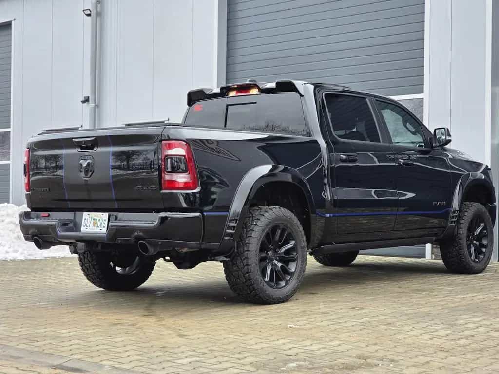 Dodge RAM 1500 5.7 4x4 Laramie 12´´ Pano LED Mem. RC 06/2023-photo-9